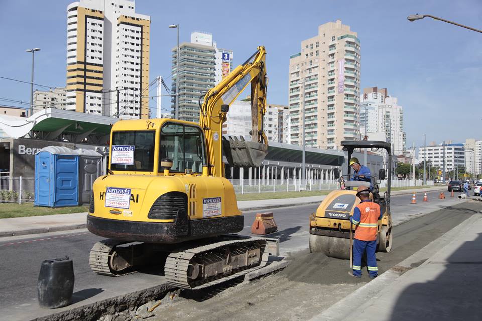 Rua Marquês de São Vicente recebe nova rede de drenagem