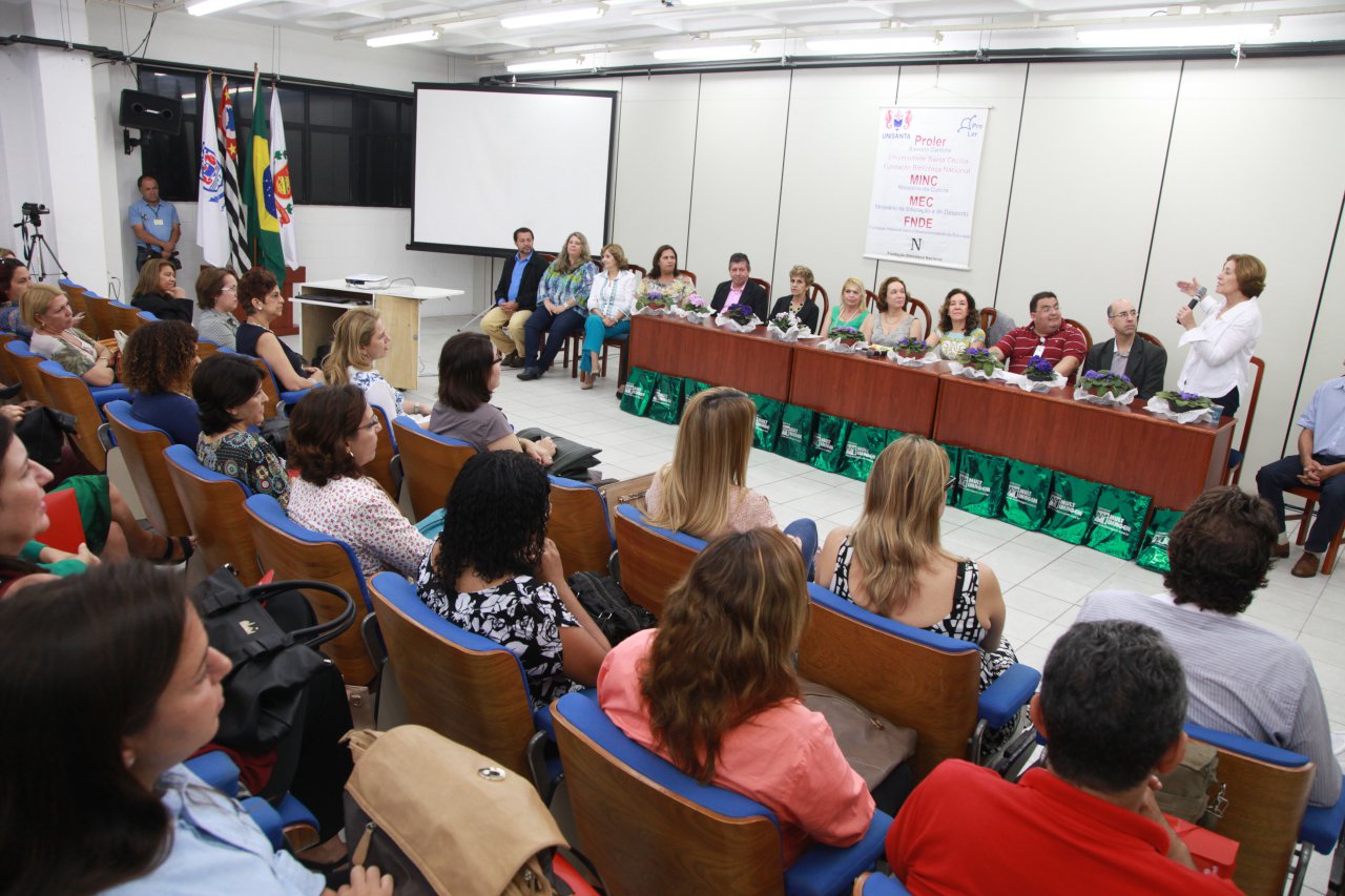 Escolas ganham prêmios em encontro do Proler