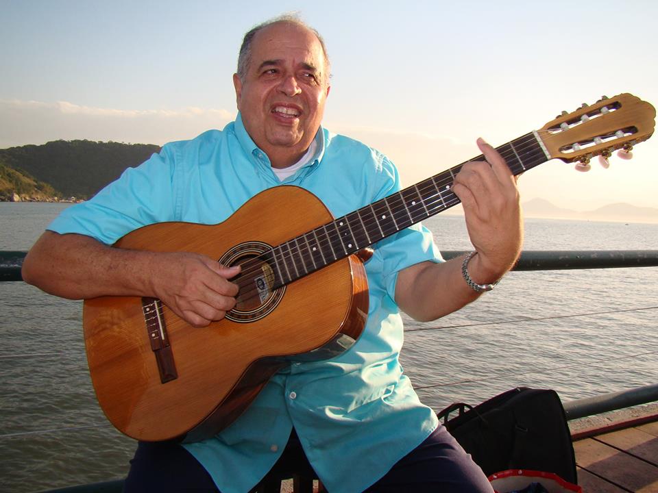 Sexta com Arte tem música de Enoch Gomes, poesia e fotografia