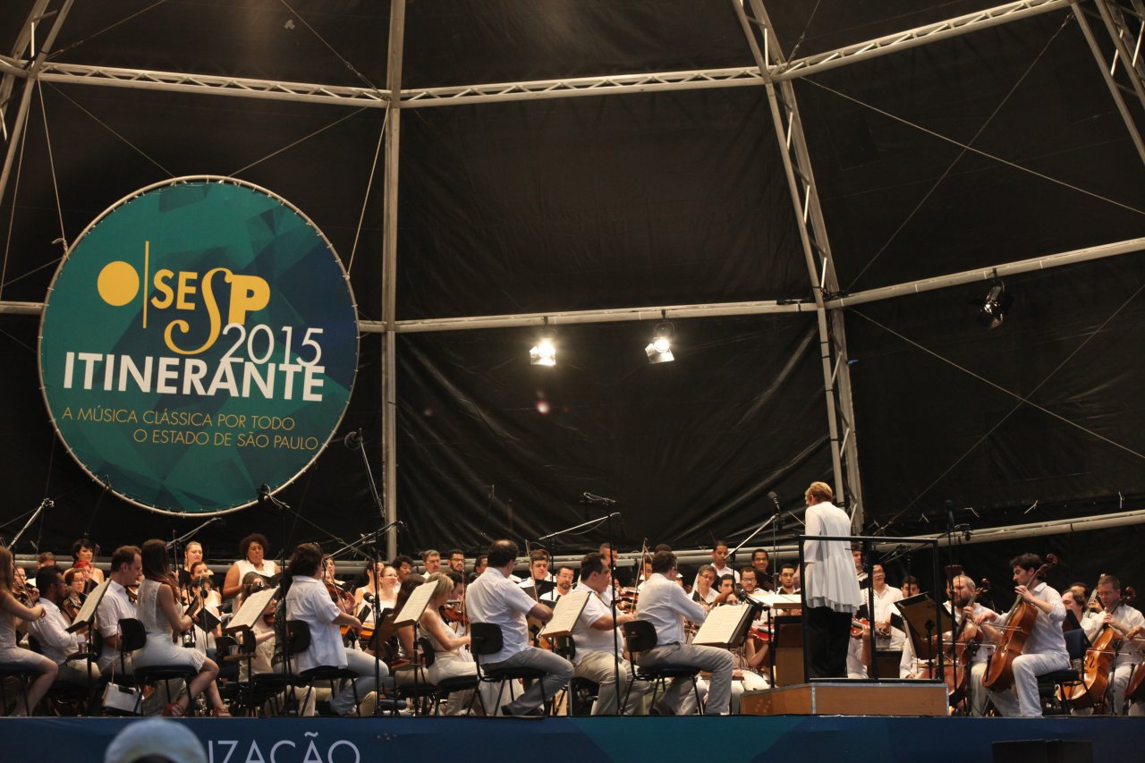 Osesp encerra temporada na Praia do Gonzaga