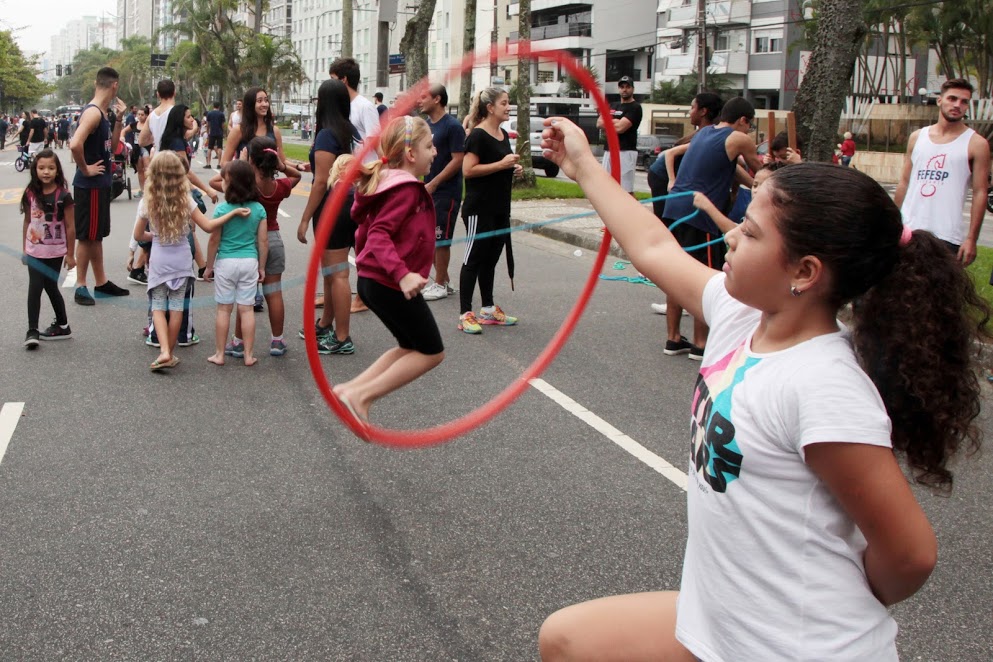 Domingo de Lazer leva alegria para a orla