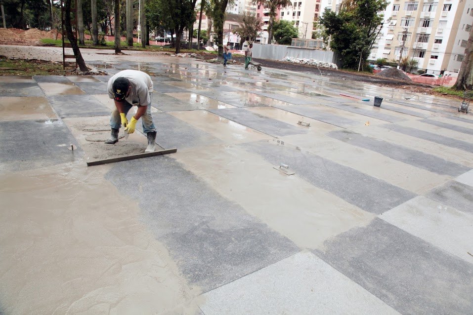 Revitalização da Praça do Sesc atinge 30% do cronograma de obras
