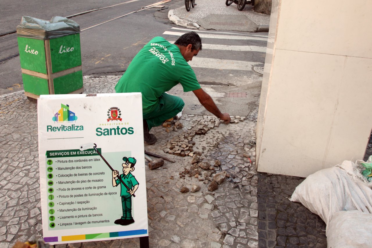 Revitaliza Santos: trabalhos seguem em ruas do Centro