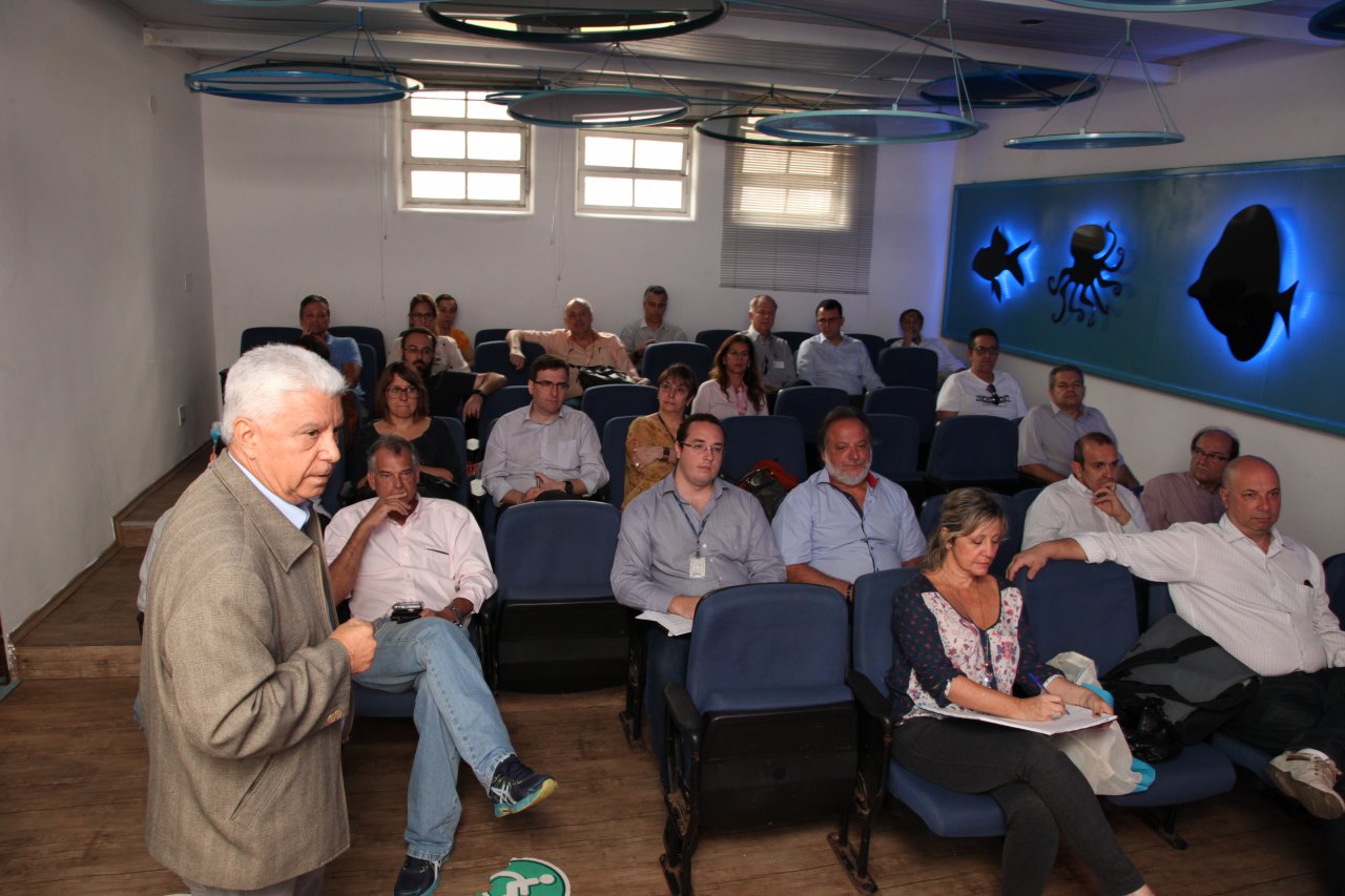 Comdema tem palestra sobre erosão costeira