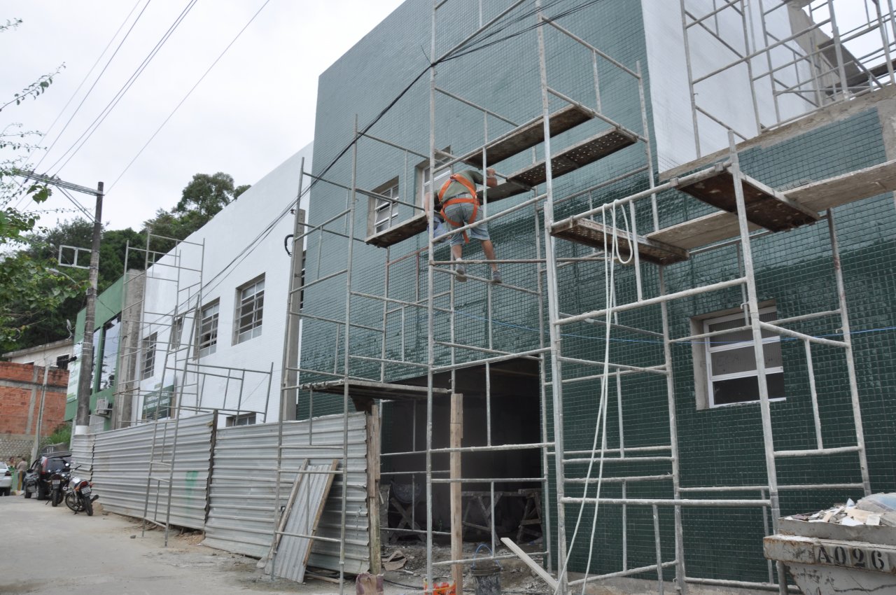 Morros: obra da Policlínica do Santa Maria está 80% concluída