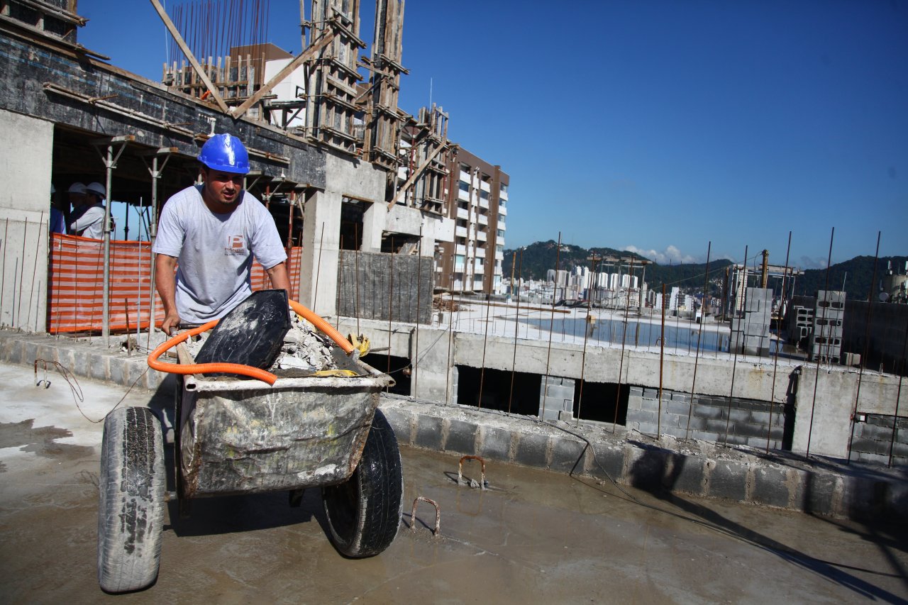 Construção do Conjunto Vila Santa Casa - Santos T está 70% pronta