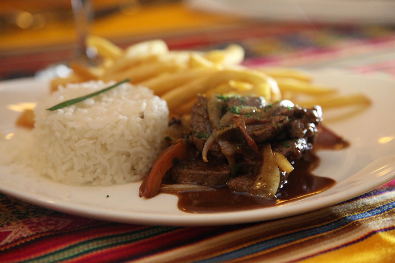 Restaurante-escola prepara  almoço especial para comitiva peruana
