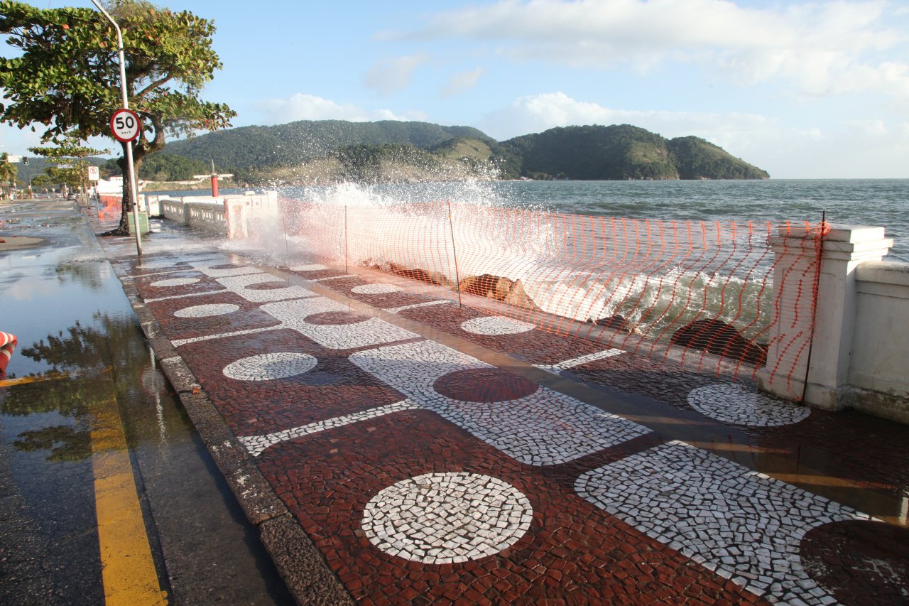USP lança propostas contra erosão na Ponta da Praia