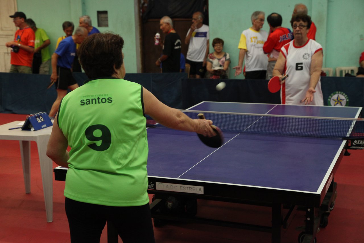 Jogos do Idoso: Santos avança no tênis de mesa feminino