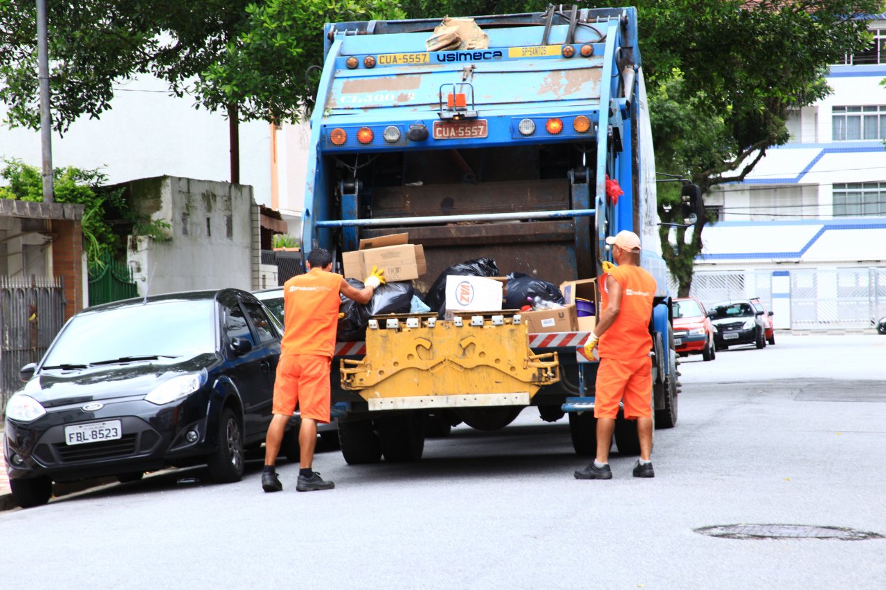 Santos fica em terceiro lugar em ranking de limpeza urbana