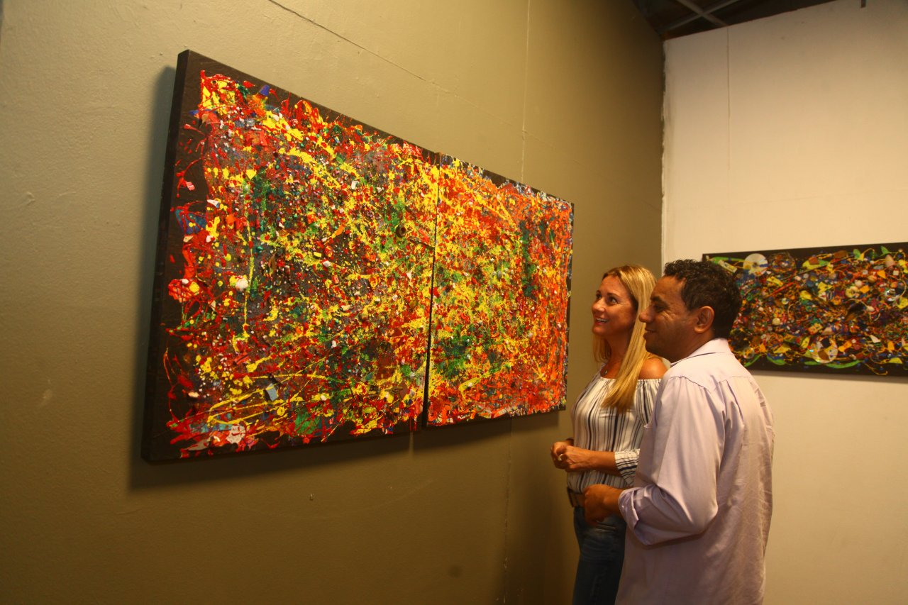 Exposição na Galeria Braz Cubas explora os sentidos dos visitantes