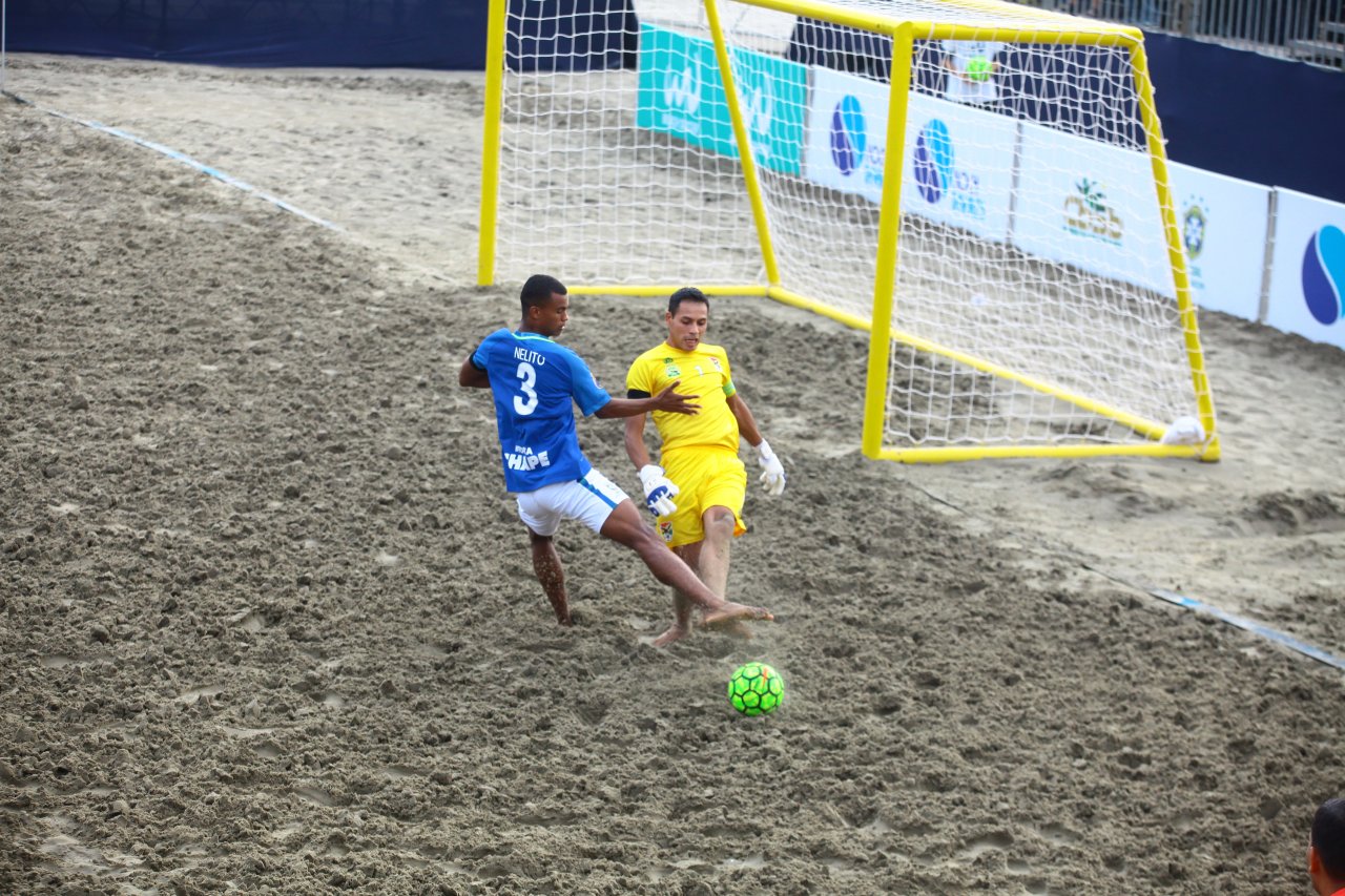 Praia do Gonzaga recebe o Campeonato Brasileiro de Beach Soccer