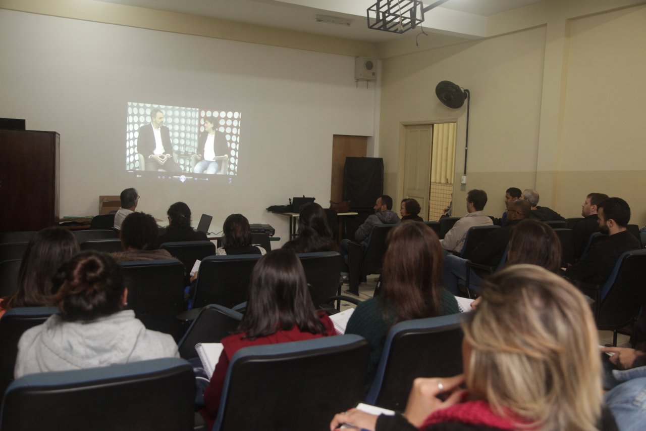 Polo UAB realiza aulas inaugurais de graduação a distância