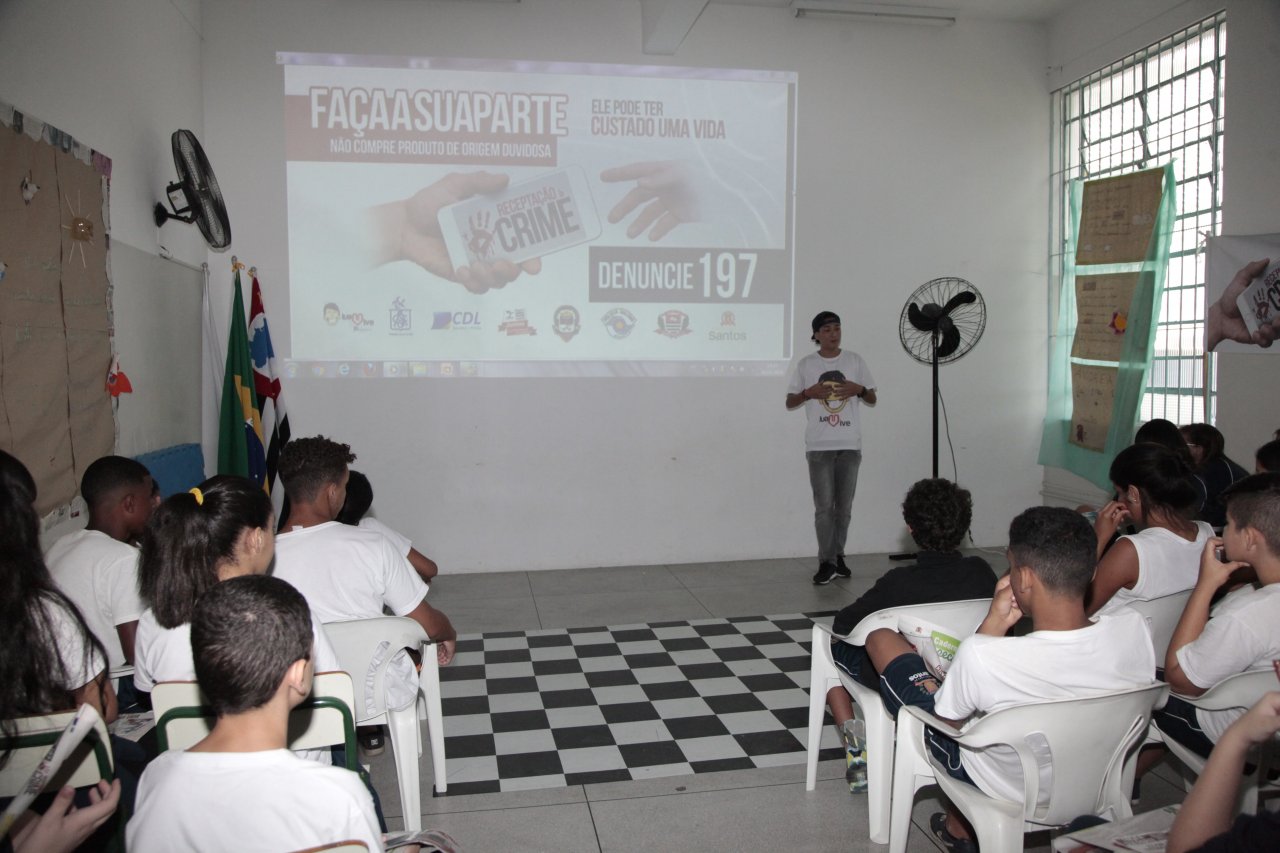 Projeto 'Luann Vive' conscientiza sobre receptação na UME Cidade de Santos