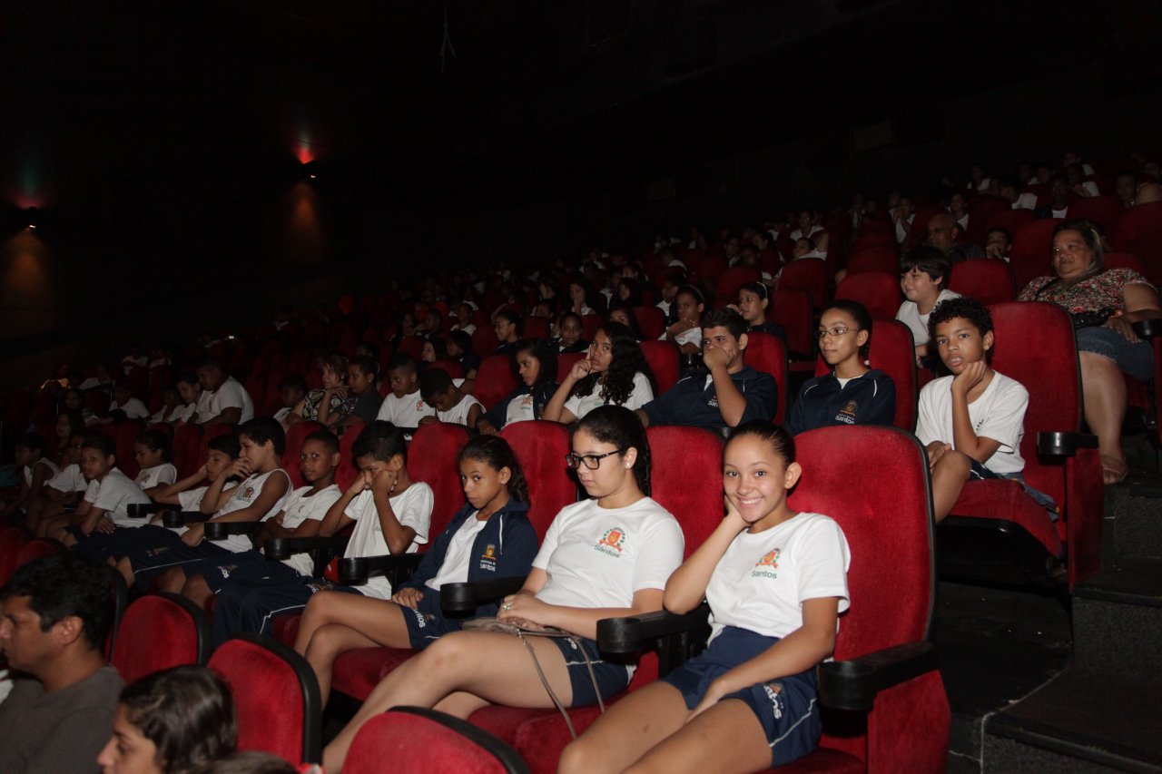 Campeão na Escola mostra trajetória de Rogério Sampaio para alunos da 'Avelino'