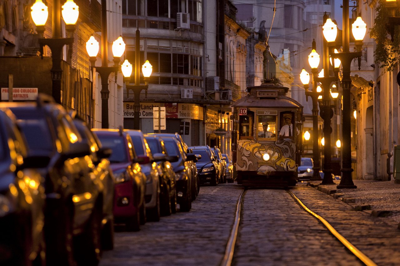 Valongo Festival: fotojornalista retrata bastidores da restauração dos bondes