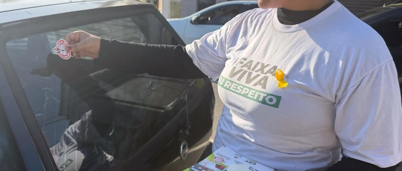 Celebrando 15 anos, Faixa Viva ultrapassa 10 mil veículos com o selo pela segurança no trânsito