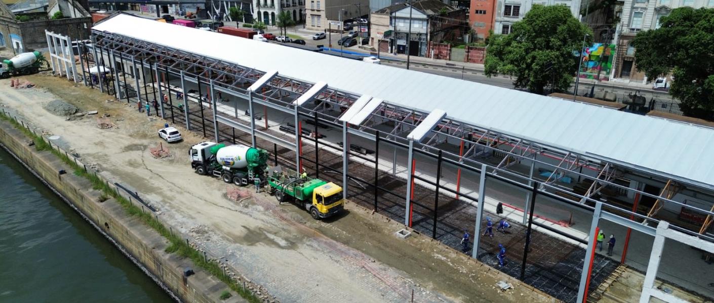 Parque Valongo: concretagem do piso do Armazém 3 será concluída nesta semana