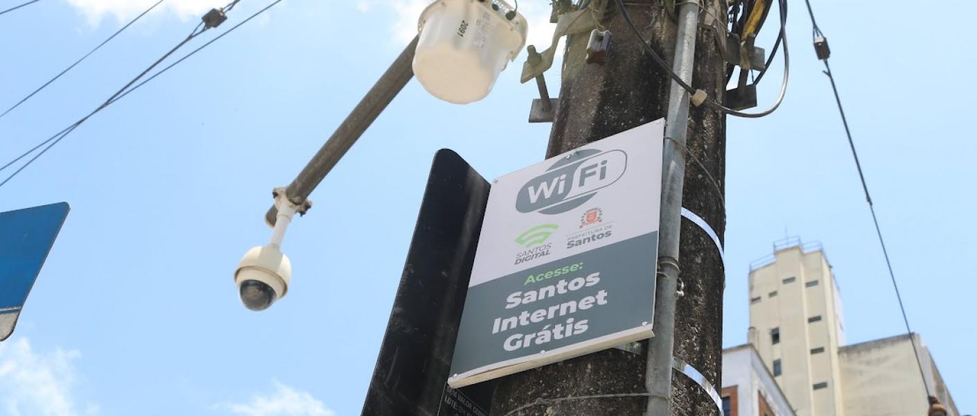 placa indicando internet grátis #paratodosverem 