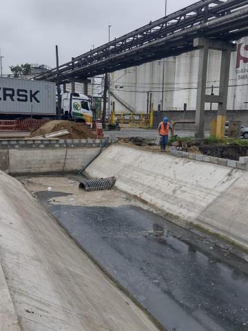 canal já concretado #paratodosverem 