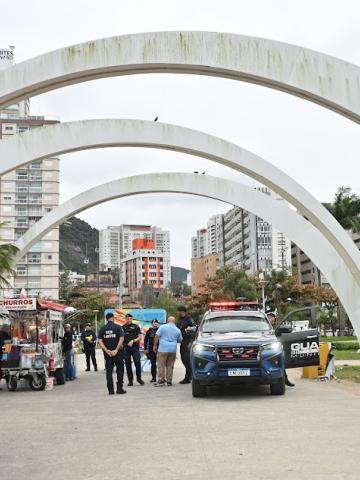 Operação Onda Azul reforça patrulhamento preventivo no Novo Quebra-Mar, em Santos
