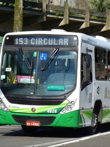 ônibus passando em via #paratodosverem 