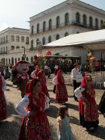 Festa de Portugal no Centro Histórico. #Paratodosverem