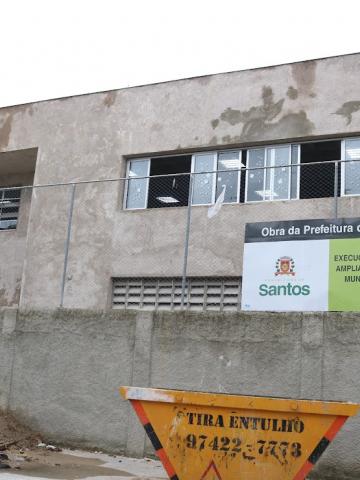 Construção de novo edifício no complexo educacional Andradas, em Santos, entra na reta final