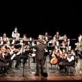 orquestra tocando música #paratodosverem