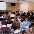 pessoas passando por capacitação #paratodosverem