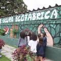 Visita à Ecofábrica aproxima estudantes de temas ligados à preservação ambiental em Santos