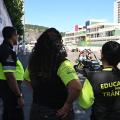 agentes olham bugue no circuito #paratodosverem