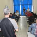 pessoas assistindo o curso #paratodosverem 