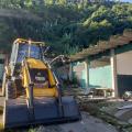 Iniciada demolição do antigo prédio da Coordenadoria da Vida Animal de Santos