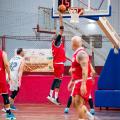 atletas jogando basquete #paratodosverem 