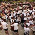 Orquestra de Rua reúne 70 músicos na Praça do Surfista