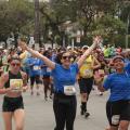 Etapa do Santista de Pedestriano reúne 2.500 atletas na orla de Santos