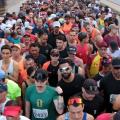 Concentração para a largada de corrida. #Paratodosverem