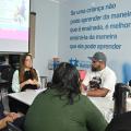 Reunião na Casa do Autista de Santos. #Paratodosverem