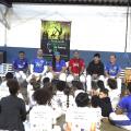 Crianças participam do encontro de capoeira. #Paratodosverem