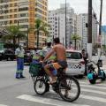 agente da cet aborda ciclista #paratodosverem 