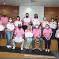 membros da ouvidoria rosa mostram certificados de aprovação no treinamento #paratodosverem 