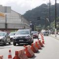 Faixa adicional garante melhor fluidez em trânsito na entrada de Santos