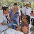 Ação para orientar sobre anemia falciforme é realizada na Praça Mauá em Santos