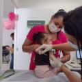 Mais de 700 crianças e jovens vão aos postos no Dia V de Multivacinação em Santos