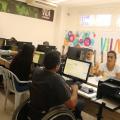 pessoas são atendidas no evento #paratodosverem