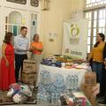 Fundo Social de Santos recebe doação de 4,5 toneladas de roupas, alimentos e produtos de higiene