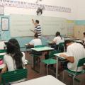 sala de aula com alunos e professor. #paratodosverem