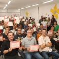 Programa Fênix entrega certificados e encaminha participantes para qualificação profissional em Santos