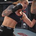 Lutadora do UFC Tainara Liboa. #Paratodosverem